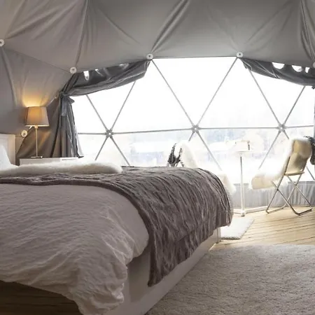 Glamping *