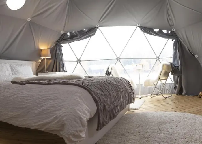 Glamping *